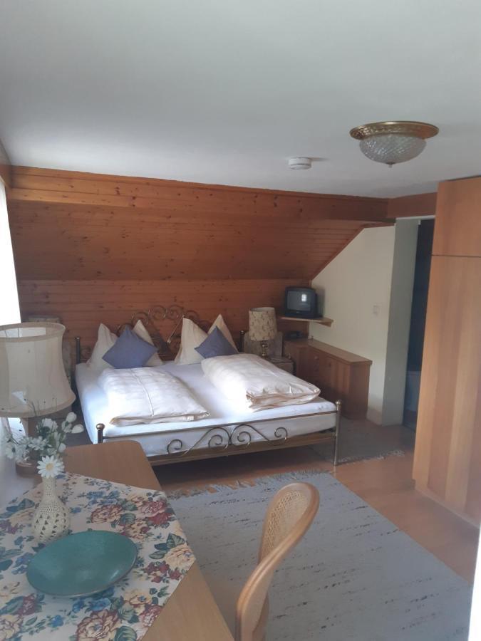 Gaestehaus-Staats Bed & Breakfast Obervellach Exterior photo